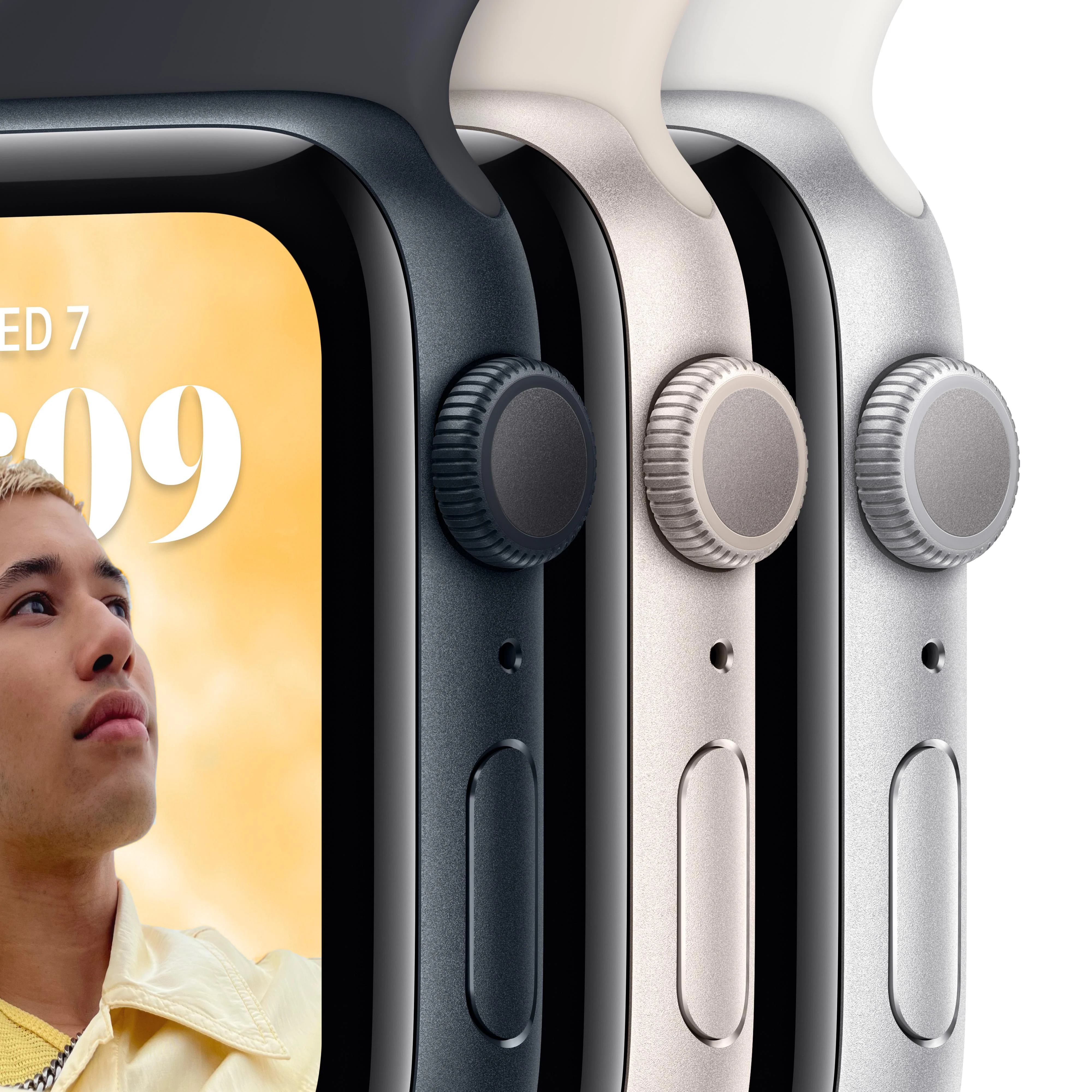 Apple Watch SE GPS 44mm Silver Aluminium Case with White Sport Band - Regular - Image 3