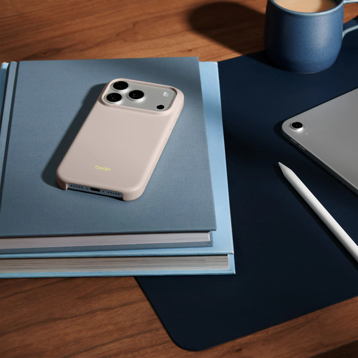 Beats iPhone 17 Pro Case with MagSafe and Camera Control — Lime Stone - Image 2